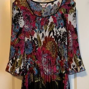 NWOT Ladies Top
